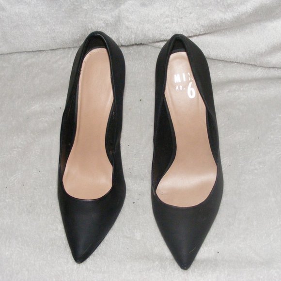 Mix No.6 Pointed Black Heels - Picture 2 of 7